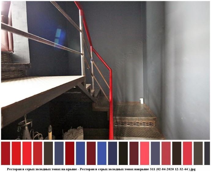 Ресторан в серых холодных тонах на крыше для съемок 12